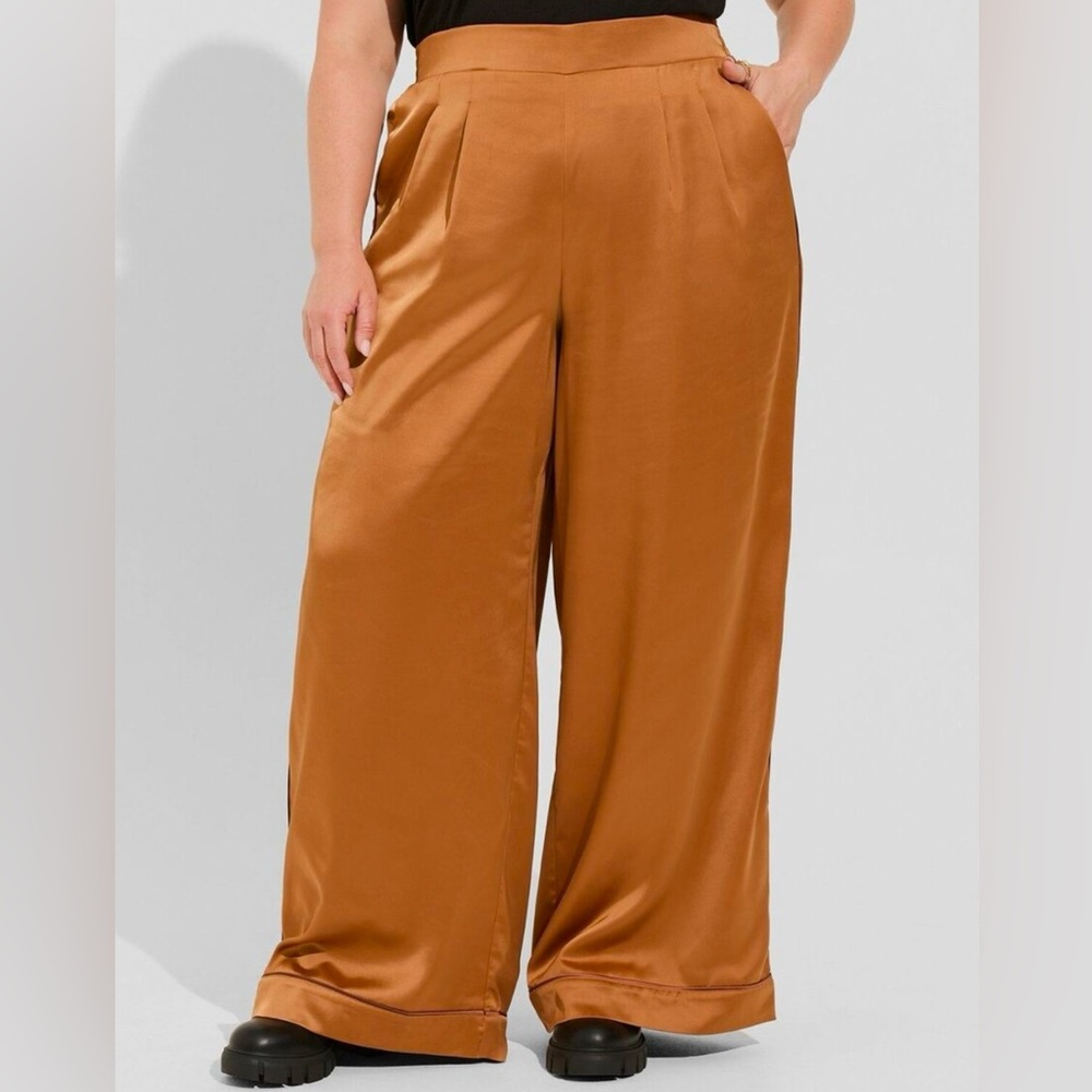 Torrid Wide Leg Satin High Rise Pant Brown 2 Regular